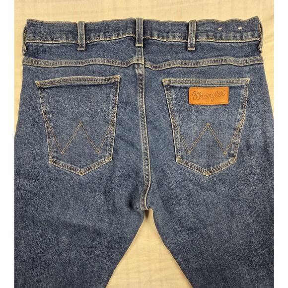 Wrangler Mens Larston Jeans Slim Tapered Stretch Waist Embroidered 34 x 32 - Picture 1 of 8